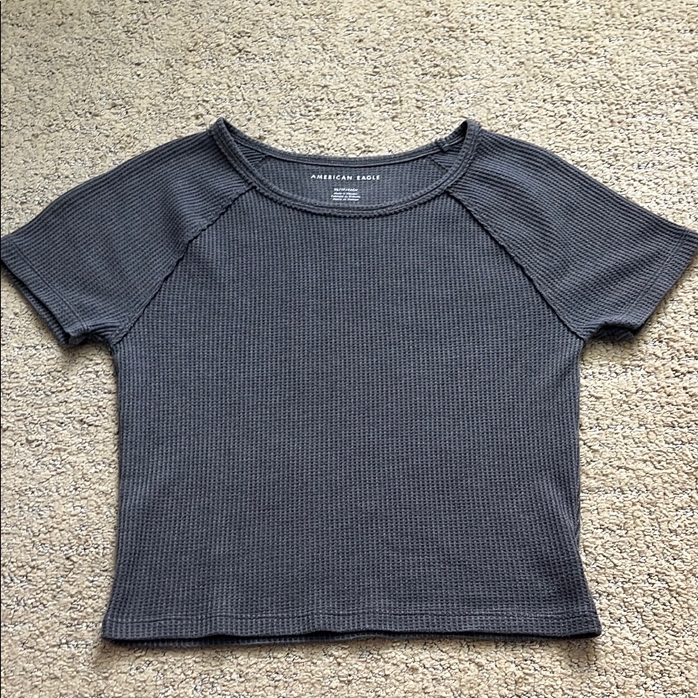 American Eagle Gray Top